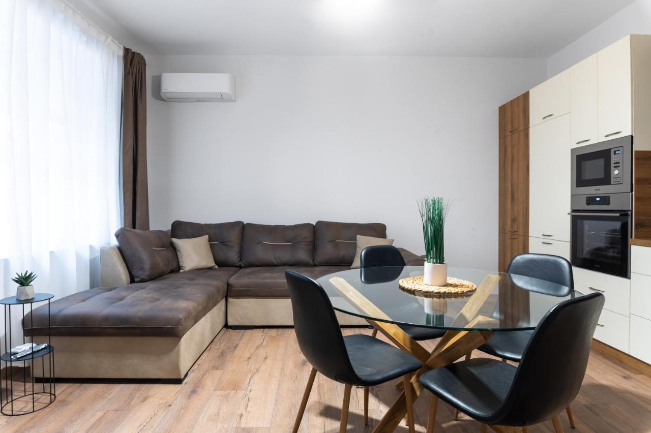 La Luna - High-End 2Bd Flat In The Top Centre By Flat Mаnager Sofia Exterior photo